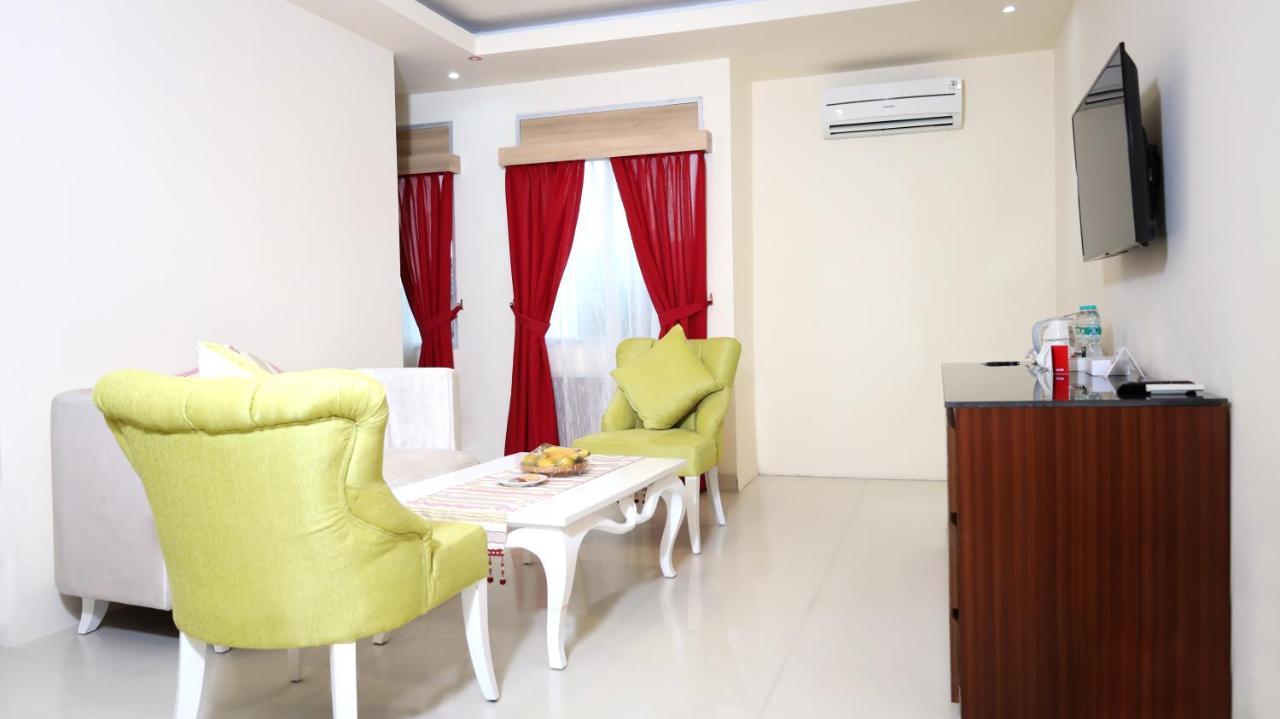 Moritz Hotel Rsab Harapan Kita Jakarta Eksteriør bilde